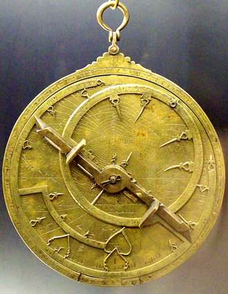 Astrolabe, attribution Luis Garcia, wikipedia